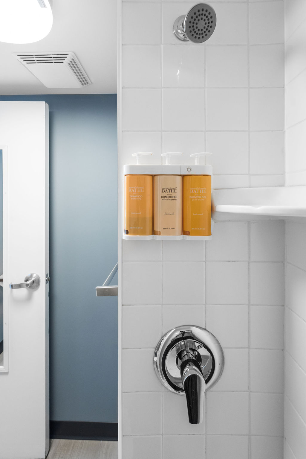 YWCA Hotel – DDP and DP Bathroom3