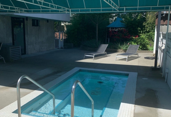 APT Living Swimming Pool Vancouver - ILAC