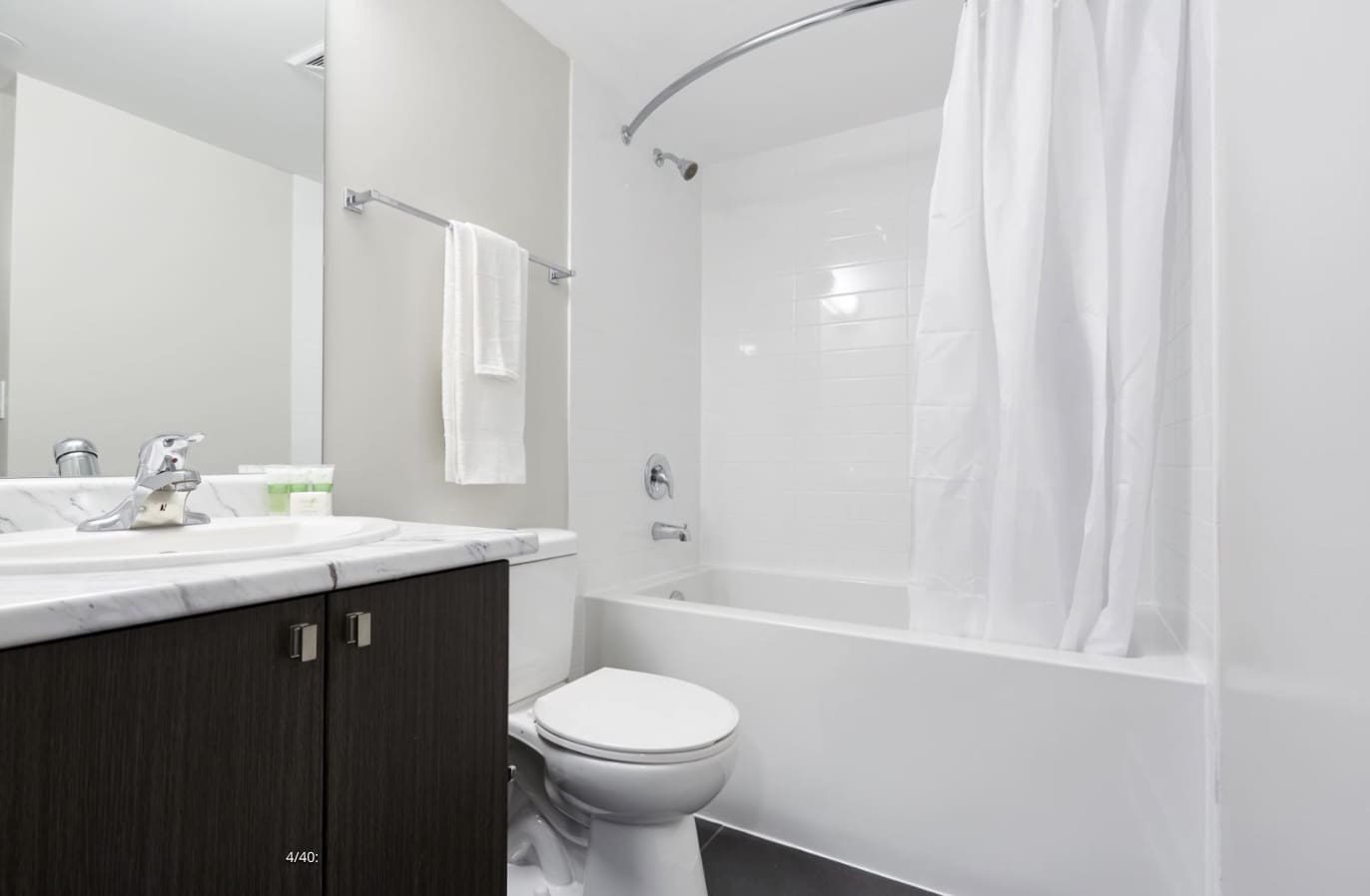 BATHROOM HARRINGTON TOR